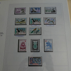 Collection timbres de France 1960-1969 neufs en album Safe lux.