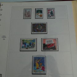 Collection timbres de France 1960-1969 neufs en album Safe lux.