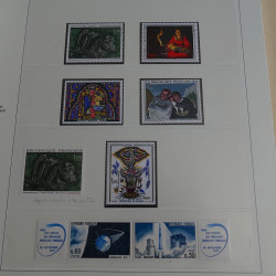 Collection timbres de France 1960-1969 neufs en album Safe lux.