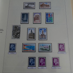 Collection timbres de France 1960-1969 neufs en album Safe lux.