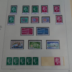 Collection timbres de France 1960-1969 neufs en album Safe lux.