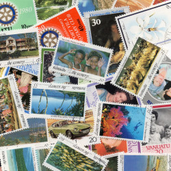 Vanuatu 25 timbres de collection tous différents.