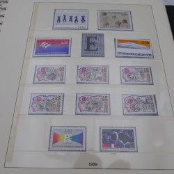 Collection timbres de France neufs 1989-1996 en album Lindner.