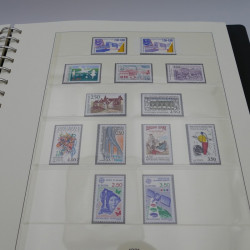 Collection timbres de France neufs 1989-1996 en album Lindner.