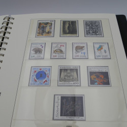 Collection timbres de France neufs 1989-1996 en album Lindner.