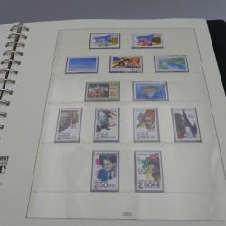 Collection timbres de France neufs 1989-1996 en album Lindner.