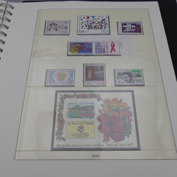 Collection timbres de France neufs 1989-1996 en album Lindner.