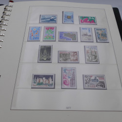 Collection timbres de France neufs 1977-1986 en album Lindner.