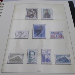 Collection timbres de France neufs 1977-1986 en album Lindner.