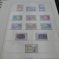 Collection timbres de France neufs 1977-1986 en album Lindner.