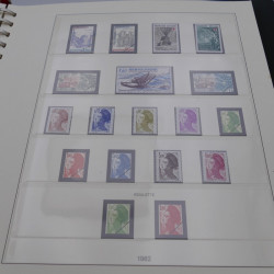 Collection timbres de France neufs 1977-1986 en album Lindner.