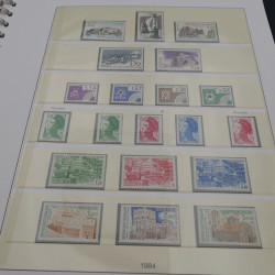 Collection timbres de France neufs 1977-1986 en album Lindner.