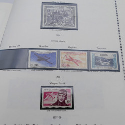 Vrac philatélique de timbres de France et monde en un carton.