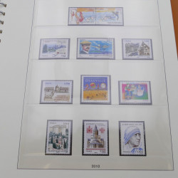 Collection timbres de France 2010 neufs complet en album Lindner.