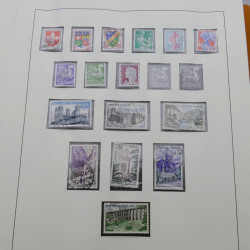 Collection timbres de France 1960-1971 en album Lindner.