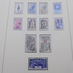 Collection timbres de France 1960-1971 en album Lindner.