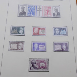 Collection timbres de France 1960-1971 en album Lindner.