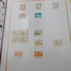 Vrac de timbres de France et monde en un carton.