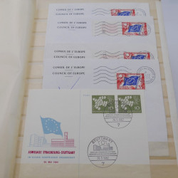 Vrac de timbres de France et monde en un carton.