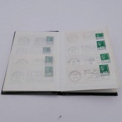 Vrac philatélique de timbres du monde en un carton.