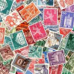 Suisse 50 timbres de collection tous différents.