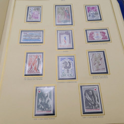 Collection timbres de France 1969-1980 complet neuf**  en album présidence.