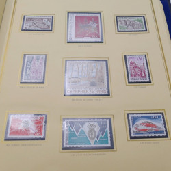 Collection timbres de France 1969-1980 complet neuf**  en album présidence.