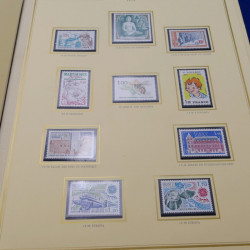 Collection timbres de France 1969-1980 complet neuf**  en album présidence.