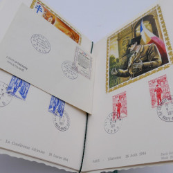 Vrac massif de timbres du monde en 1 carton.