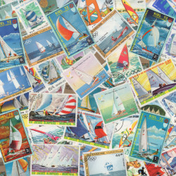 Voile 50 timbres thématiques tous différents.