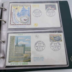 Vrac massif de timbres du monde en 1 carton.