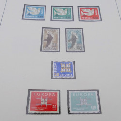 Collection timbres d'Europa 1956-1977 complet en 2 albums Safe.