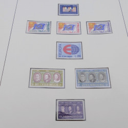 Collection timbres d'Europa 1956-1977 complet en 2 albums Safe.