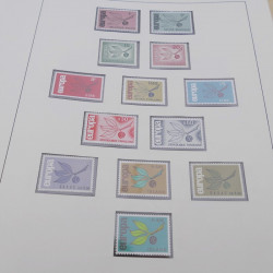 Collection timbres d'Europa 1956-1977 complet en 2 albums Safe.