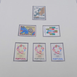 Collection timbres d'Europa 1956-1977 complet en 2 albums Safe.