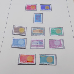 Collection timbres d'Europa 1956-1977 complet en 2 albums Safe.