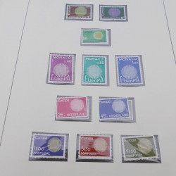 Collection timbres d'Europa 1956-1977 complet en 2 albums Safe.