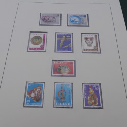 Collection timbres d'Europa 1956-1977 complet en 2 albums Safe.