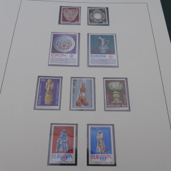 Collection timbres d'Europa 1956-1977 complet en 2 albums Safe.