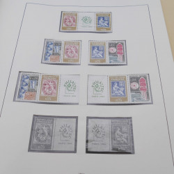 Collection timbres de France 1960-1977 neuf** en 2 albums Safe.