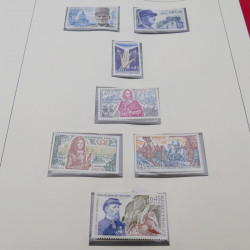 Collection timbres de France 1960-1977 neuf** en 2 albums Safe.