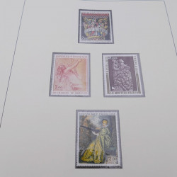 Collection timbres de France 1960-1977 neuf** en 2 albums Safe.