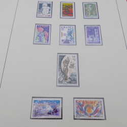 Collection timbres de France 1960-1977 neuf** en 2 albums Safe.