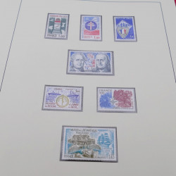 Collection timbres de France 1960-1977 neuf** en 2 albums Safe.