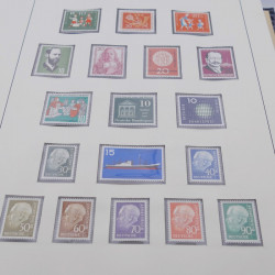 Collection timbres d'Allemagne RFA 1956-1977 neuf** en 2 albums Safe