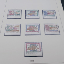 Collection timbres thématiques Europe-Afrique neuf** en album Safe.