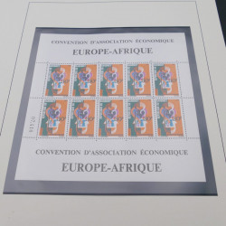 Collection timbres thématiques Europe-Afrique neuf** en album Safe.