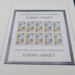 Collection timbres thématiques Europe-Afrique neuf** en album Safe.