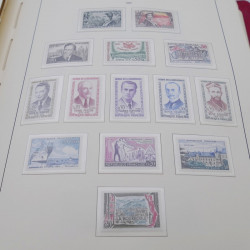 Collection timbres de France 1960-1983 neuf** en album Leuchtturm.