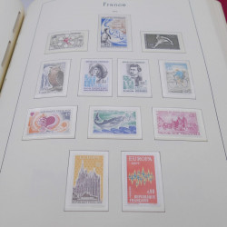 Collection timbres de France 1960-1983 neuf** en album Leuchtturm.